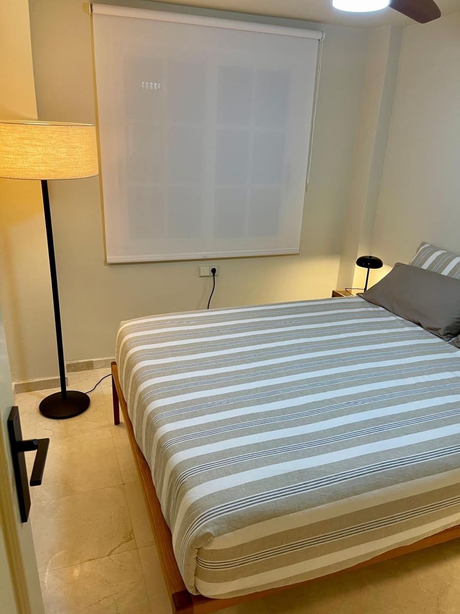 4 quarto Apartamento para arrendar em Santa Pola - 1 800 € (Ref: 10037459)