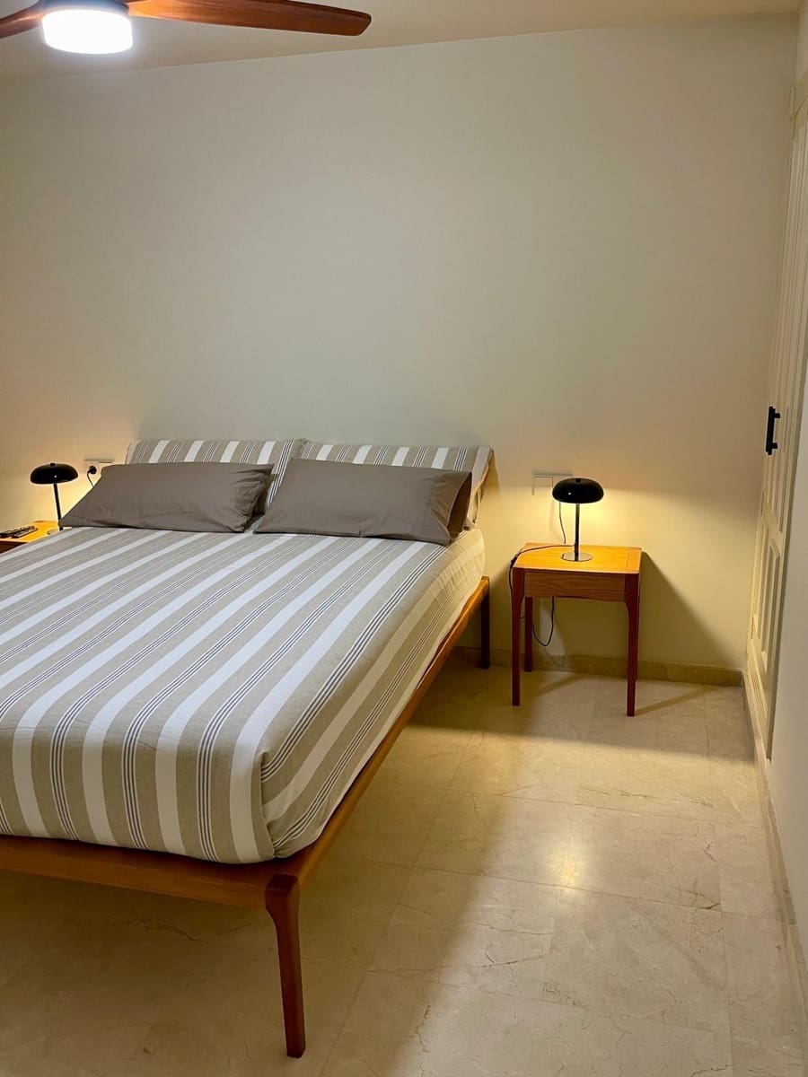 4 quarto Apartamento para arrendar em Santa Pola - 1 800 € (Ref: 10037459)