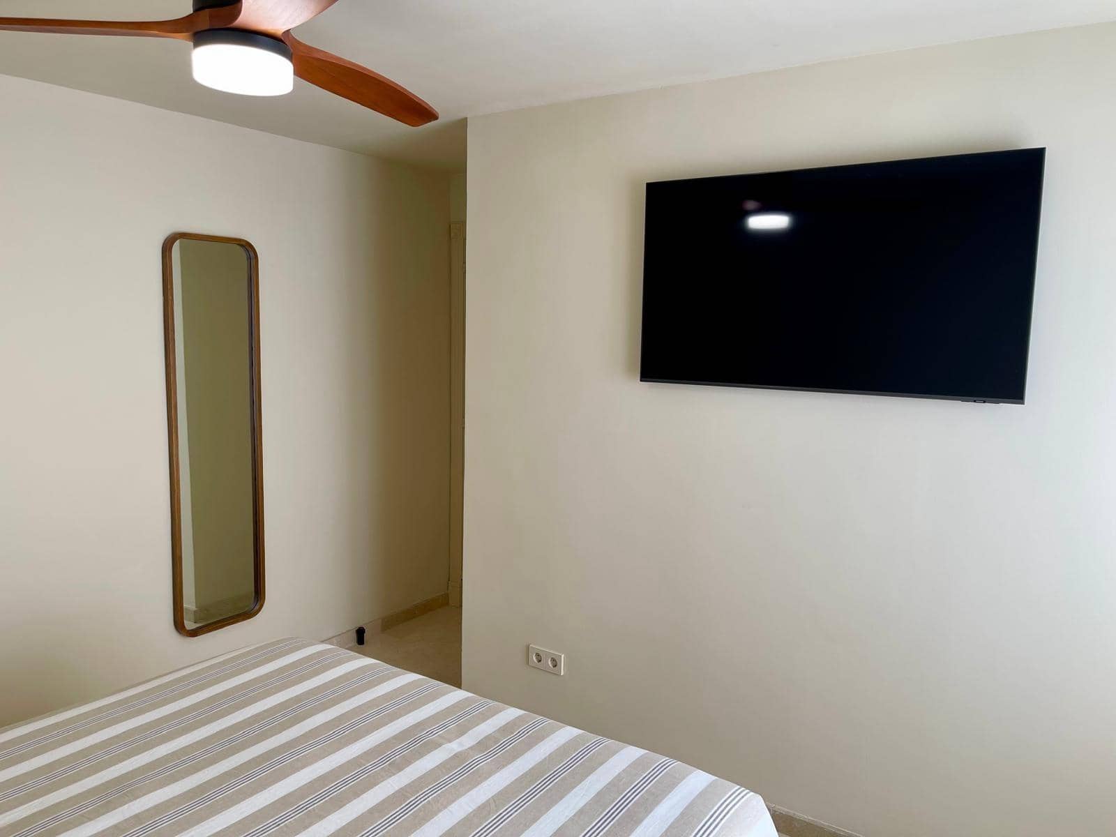 4 quarto Apartamento para arrendar em Santa Pola - 1 800 € (Ref: 10037459)