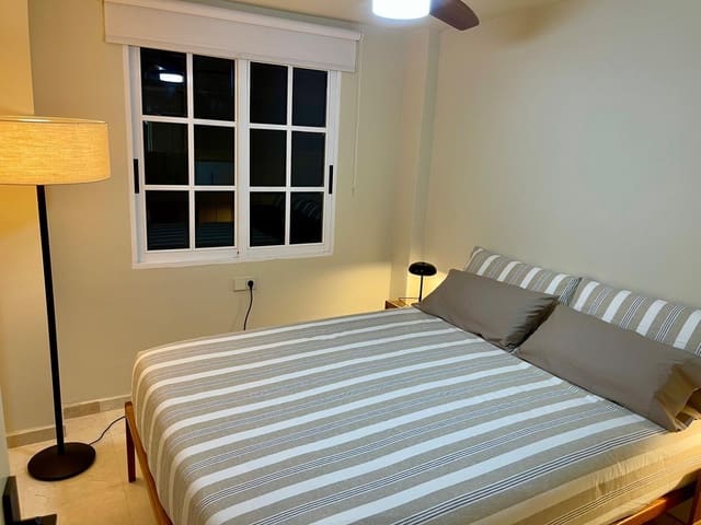 4 quarto Apartamento para arrendar em Santa Pola - 1 800 € (Ref: 10037459)