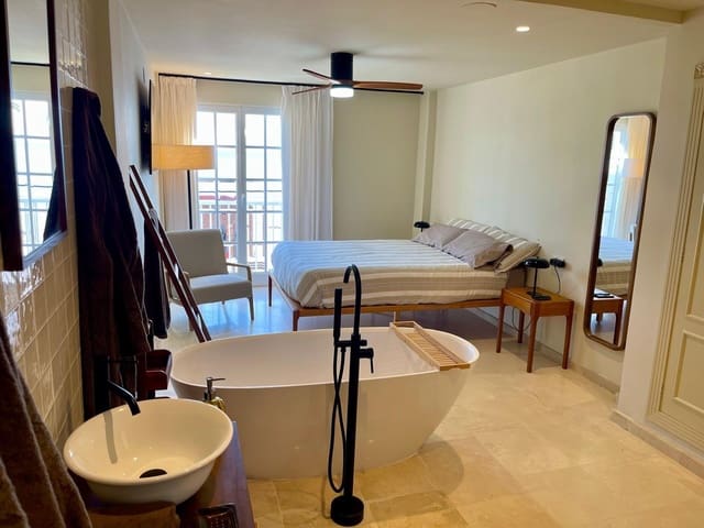 4 quarto Apartamento para arrendar em Santa Pola - 1 800 € (Ref: 10037459)
