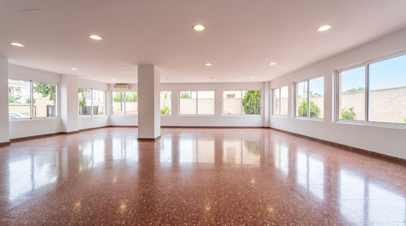 2 sypialnia Mieszkanie na sprzedaż w Miasto Alicante / Alacant z basenem garażem - 390 000 € (Ref: 10041142)