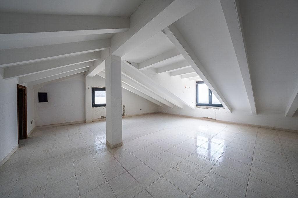 10 bedroom Villa for sale in Callosa d'En Sarria with pool - € 1,300,000 (Ref: 10043021)