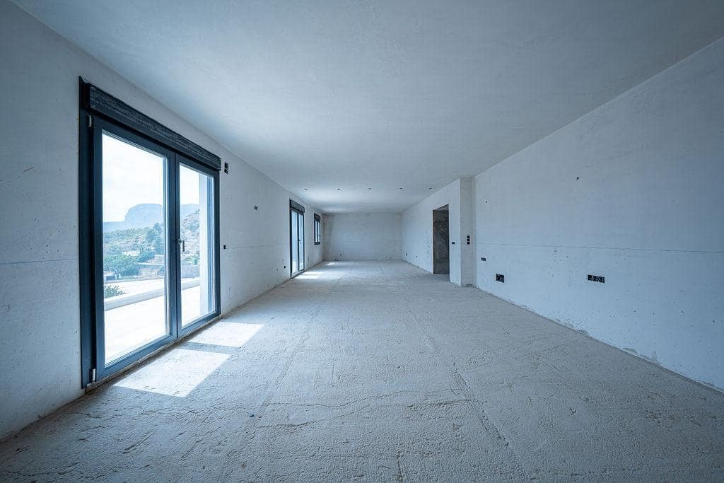 10 bedroom Villa for sale in Callosa d'En Sarria with pool - € 1,300,000 (Ref: 10043021)