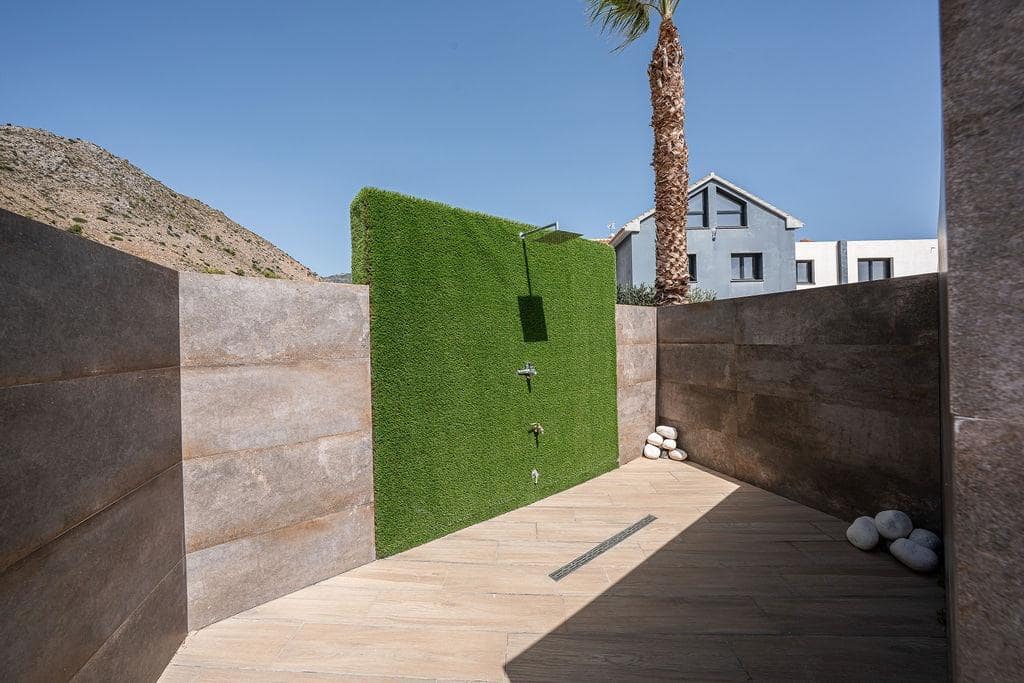 10 bedroom Villa for sale in Callosa d'En Sarria with pool - € 1,300,000 (Ref: 10043021)
