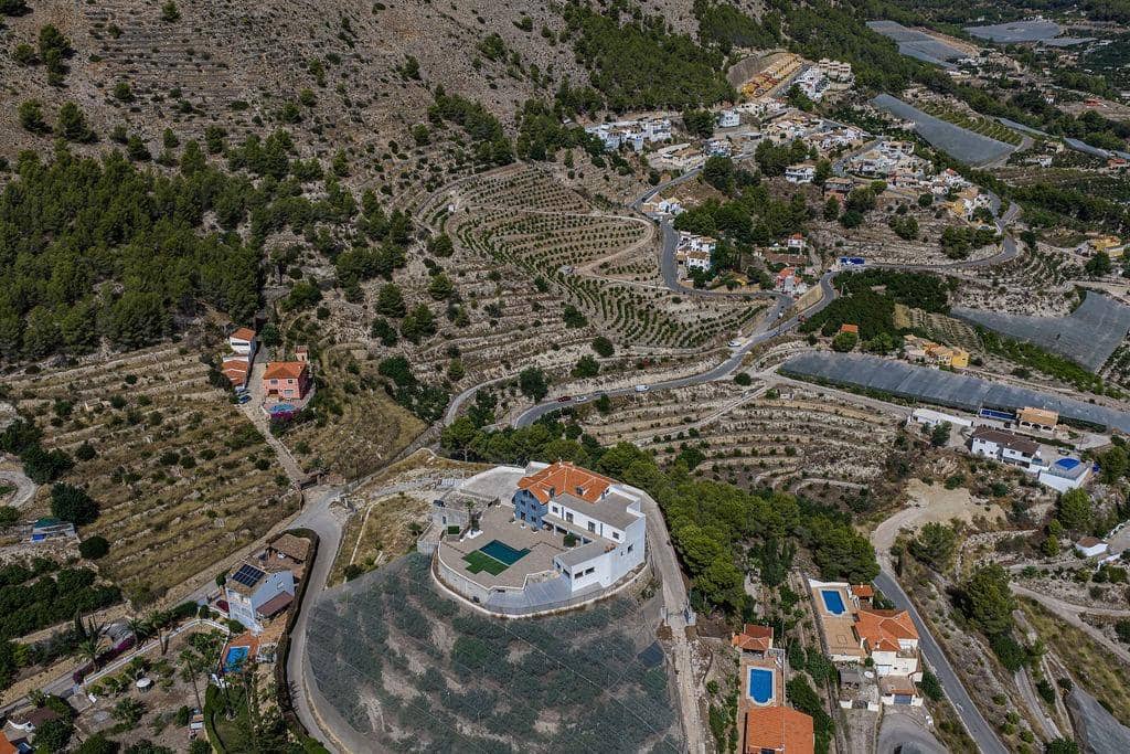 10 bedroom Villa for sale in Callosa d'En Sarria with pool - € 1,300,000 (Ref: 10043021)