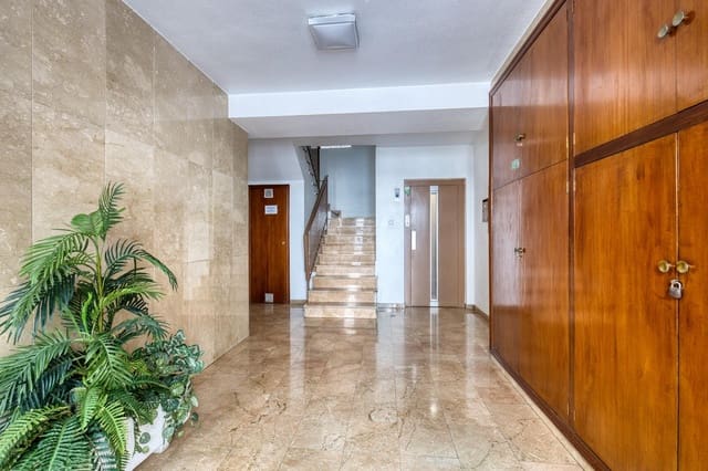 2 Zimmer Wohnung zu verkaufen in Elche / Elx mit Garage - 149.900 € (Ref: 10047327)