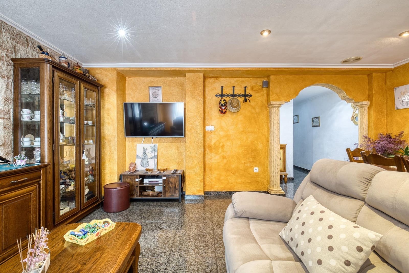 2 Zimmer Wohnung zu verkaufen in Elche / Elx mit Garage - 149.900 € (Ref: 10047327)