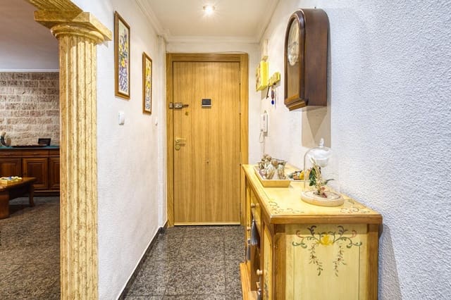 2 Zimmer Wohnung zu verkaufen in Elche / Elx mit Garage - 149.900 € (Ref: 10047327)