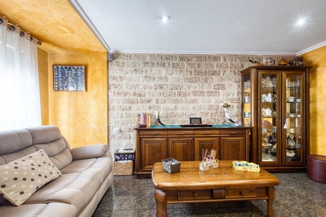 2 Zimmer Wohnung zu verkaufen in Elche / Elx mit Garage - 149.900 € (Ref: 10047327)