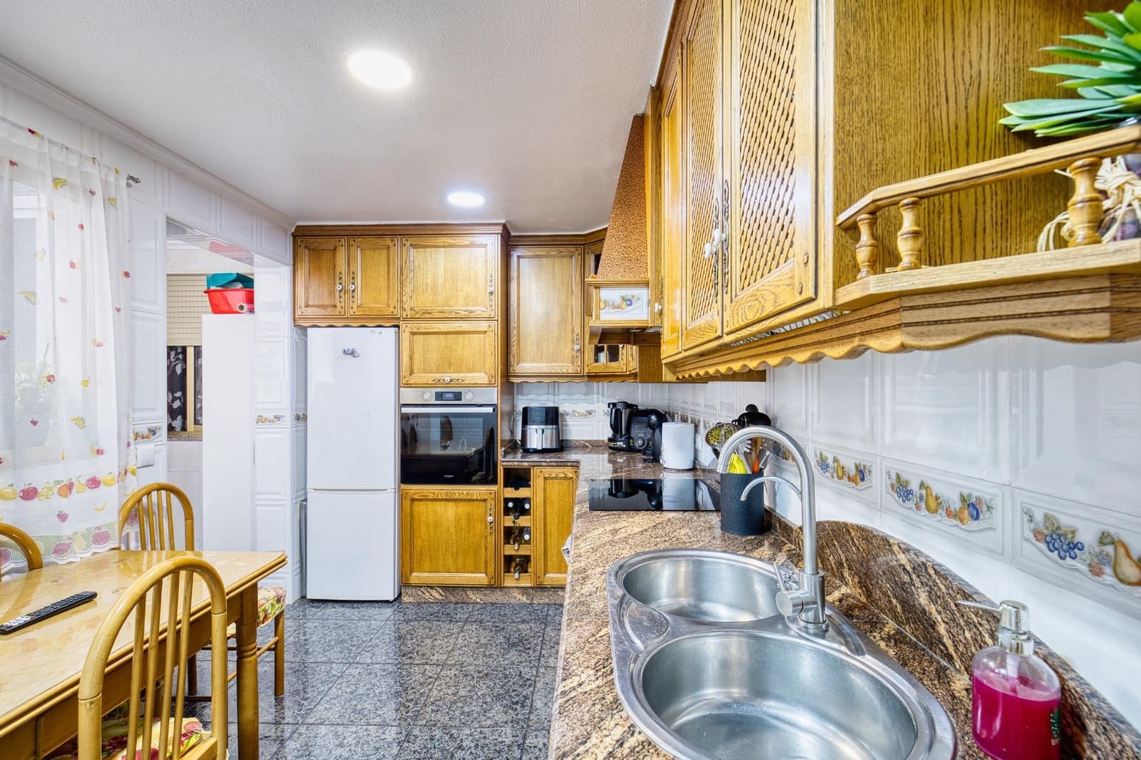 2 Zimmer Wohnung zu verkaufen in Elche / Elx mit Garage - 149.900 € (Ref: 10047327)
