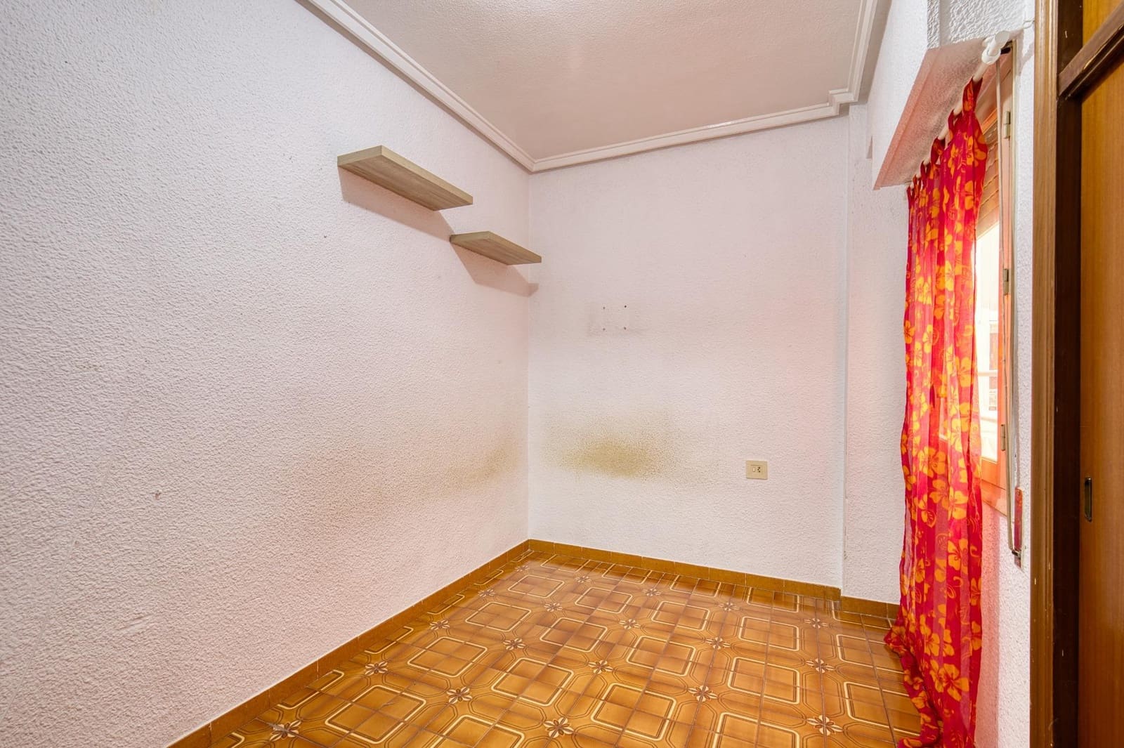 3 bedroom Flat for sale in Elche / Elx - € 154,000 (Ref: 10049272)