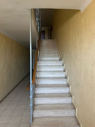6 sovrum Lägenhet till salu i Alicante stad med garage - 165 000 € (Ref: 10049273)