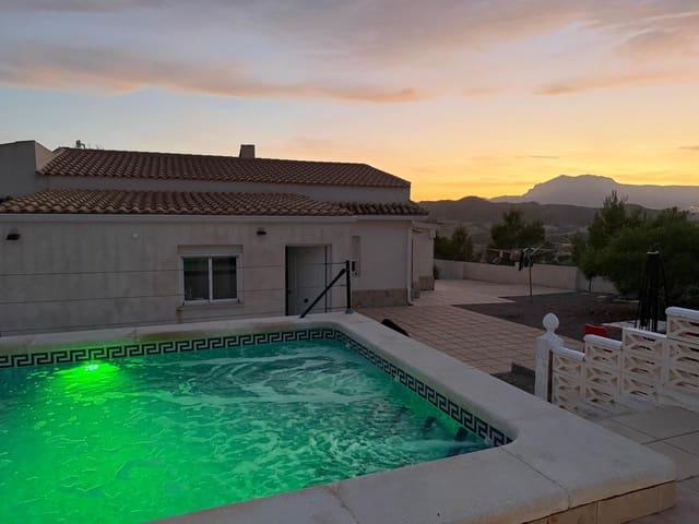 5 slaapkamer Villa te koop in Busot met zwembad - € 469.900 (Ref: 10062255)