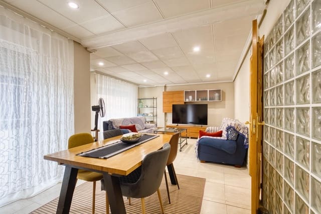 3 bedroom Flat for sale in Novelda - € 149,000 (Ref: 10075656)