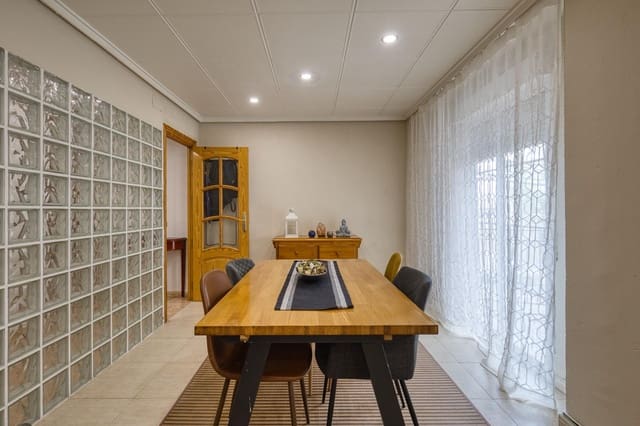 3 bedroom Flat for sale in Novelda - € 149,000 (Ref: 10075656)