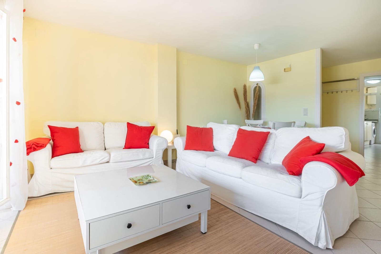2 sovrum Lägenhet att hyra i Arenal med pool garage - 1 600 € (Ref: 10075657)