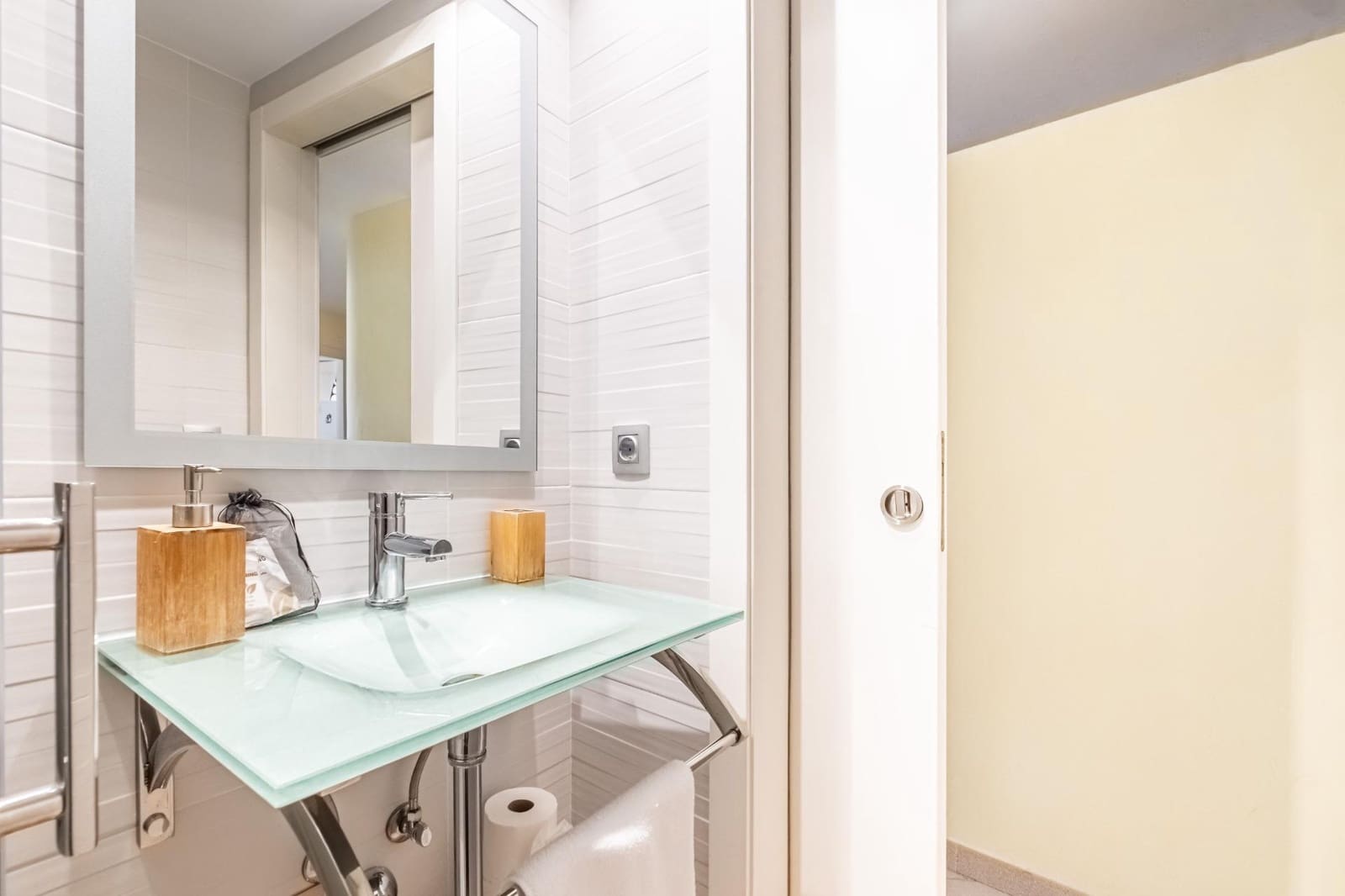 2 sovrum Lägenhet att hyra i Arenal med pool garage - 1 600 € (Ref: 10075657)