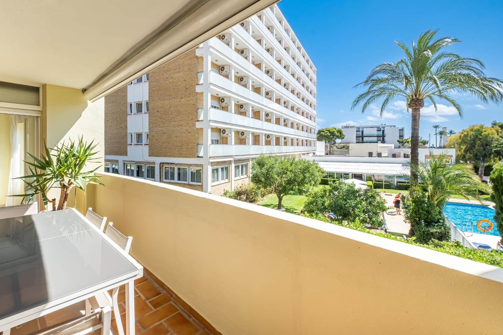2 sovrum Lägenhet att hyra i Arenal med pool garage - 1 600 € (Ref: 10075657)