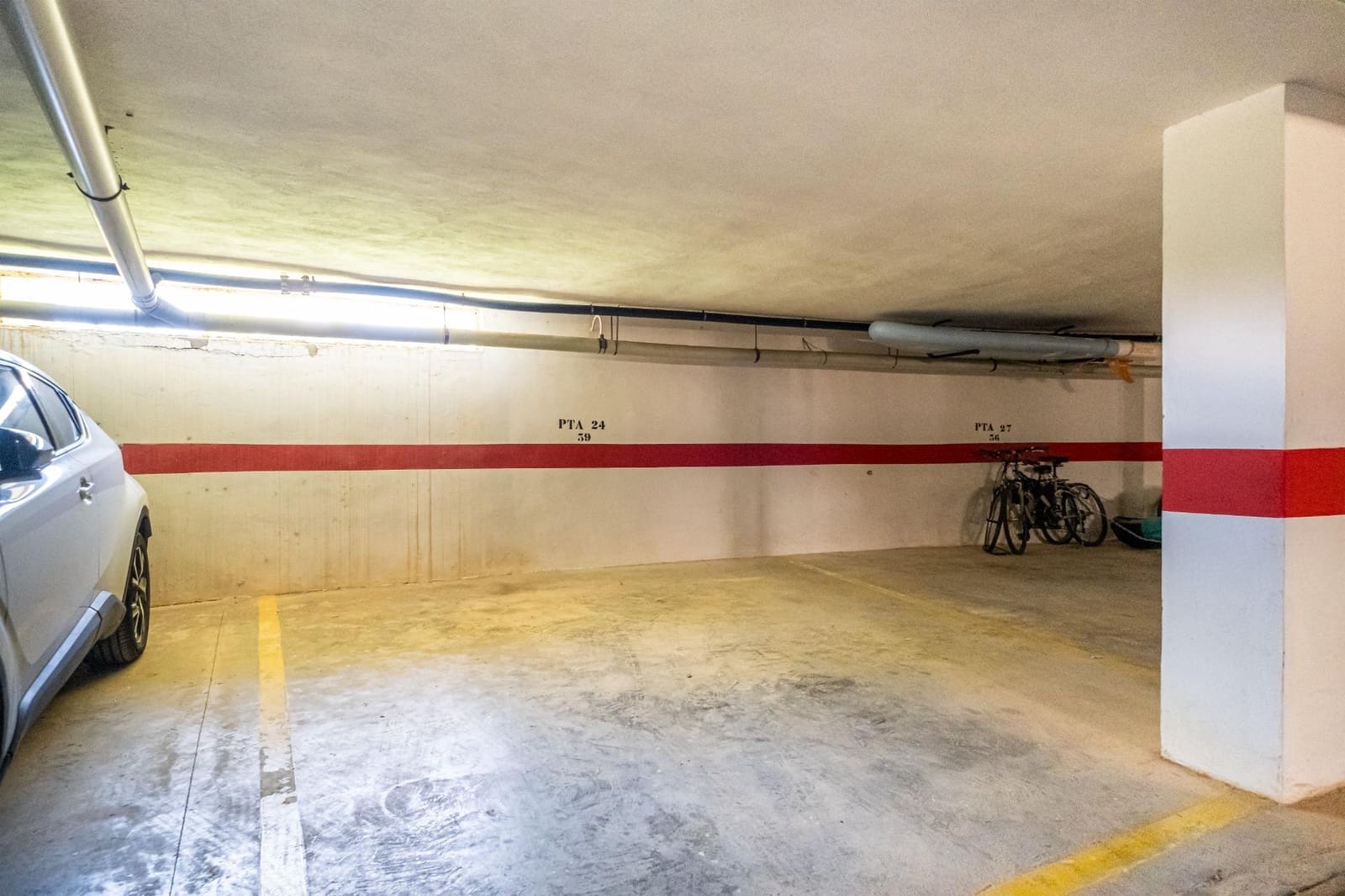 2 sovrum Lägenhet att hyra i Arenal med pool garage - 1 600 € (Ref: 10075657)