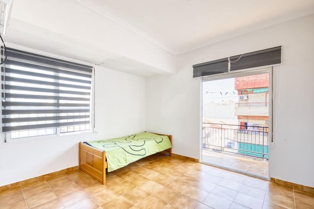 4 makuuhuone Asunto myytävänä paikassa Almoradí - 89 900 € (Ref: 10075659)