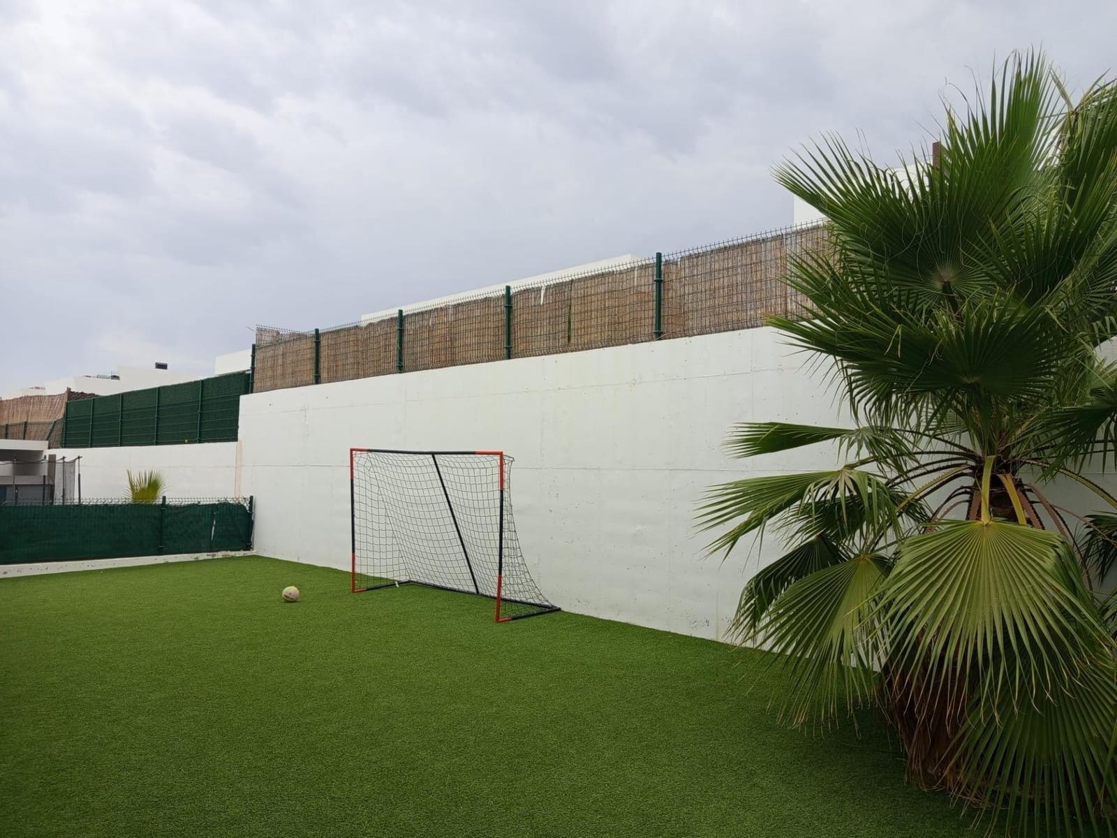 3 bedroom Villa for rent in Finestrat with pool garage - € 3,000 (Ref: 10081230)