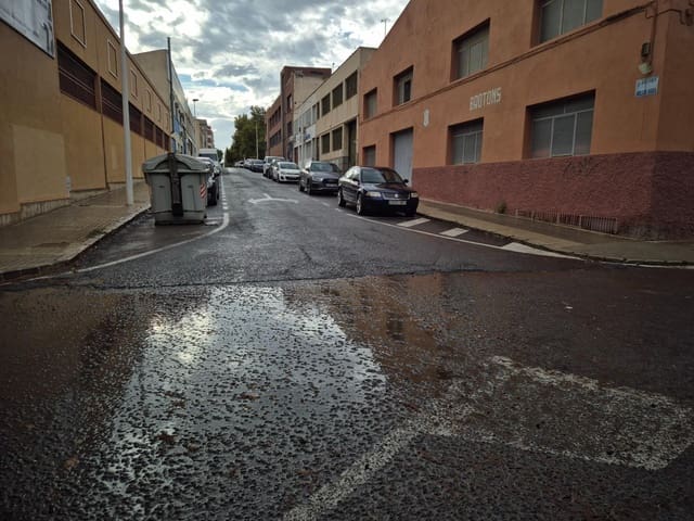 Bedrijf te huur in Elche / Elx - € 1.700 (Ref: 10086149)