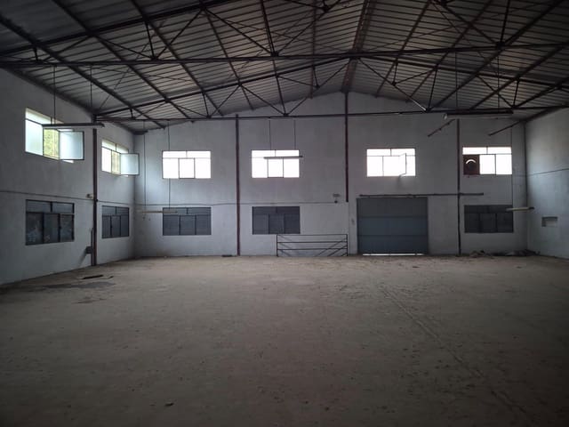 Bedrijf te huur in Elche / Elx - € 1.700 (Ref: 10086149)