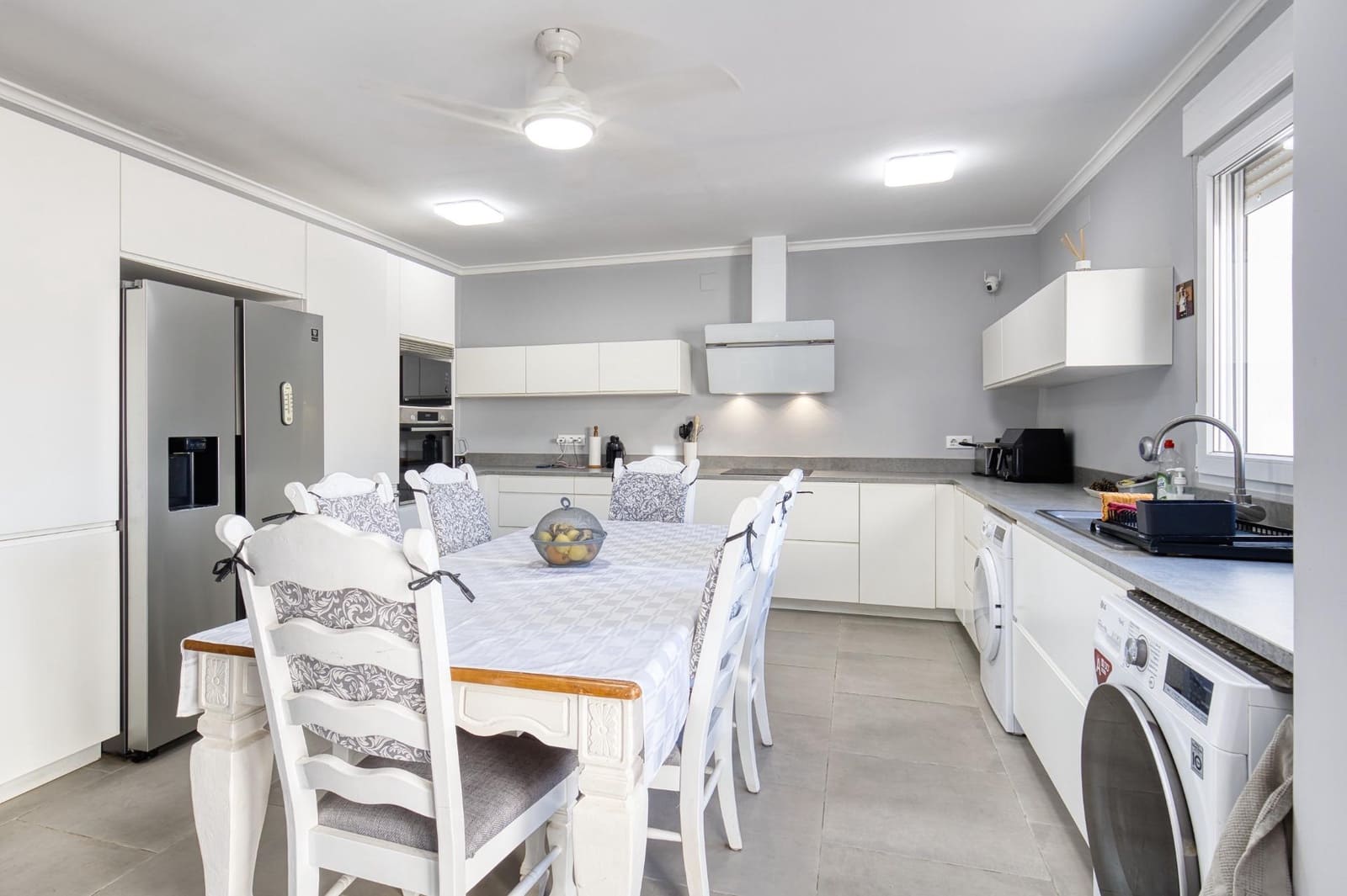 Pareado de 3 habitaciones en San Cayetano en venta con garaje - 320.000 € (Ref: 10086159)
