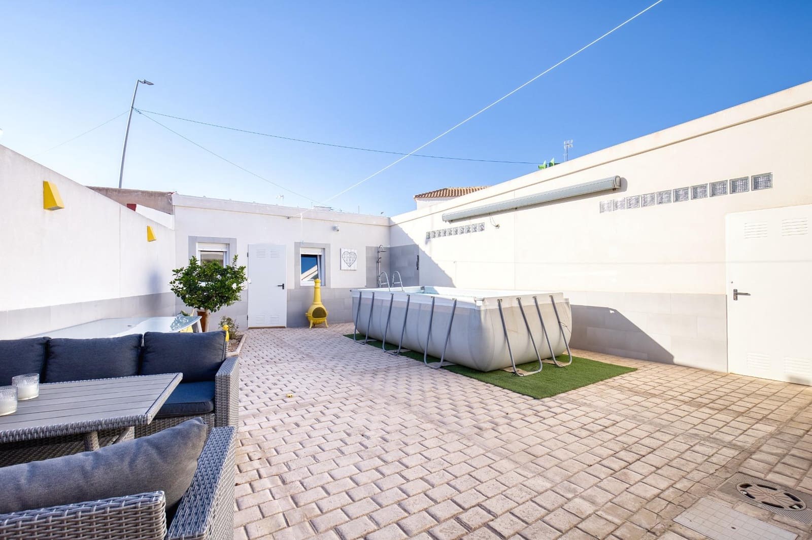 Pareado de 3 habitaciones en San Cayetano en venta con garaje - 320.000 € (Ref: 10086159)