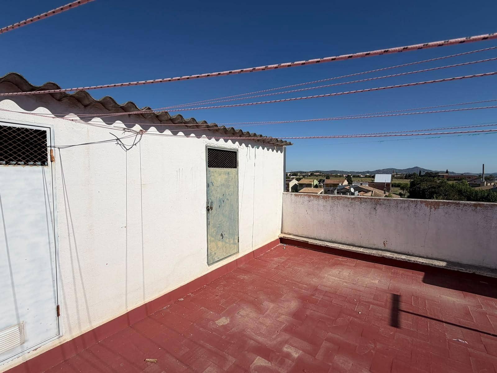 Piso de 4 habitaciones en Canals en venta - 95.000 € (Ref: 10094634)