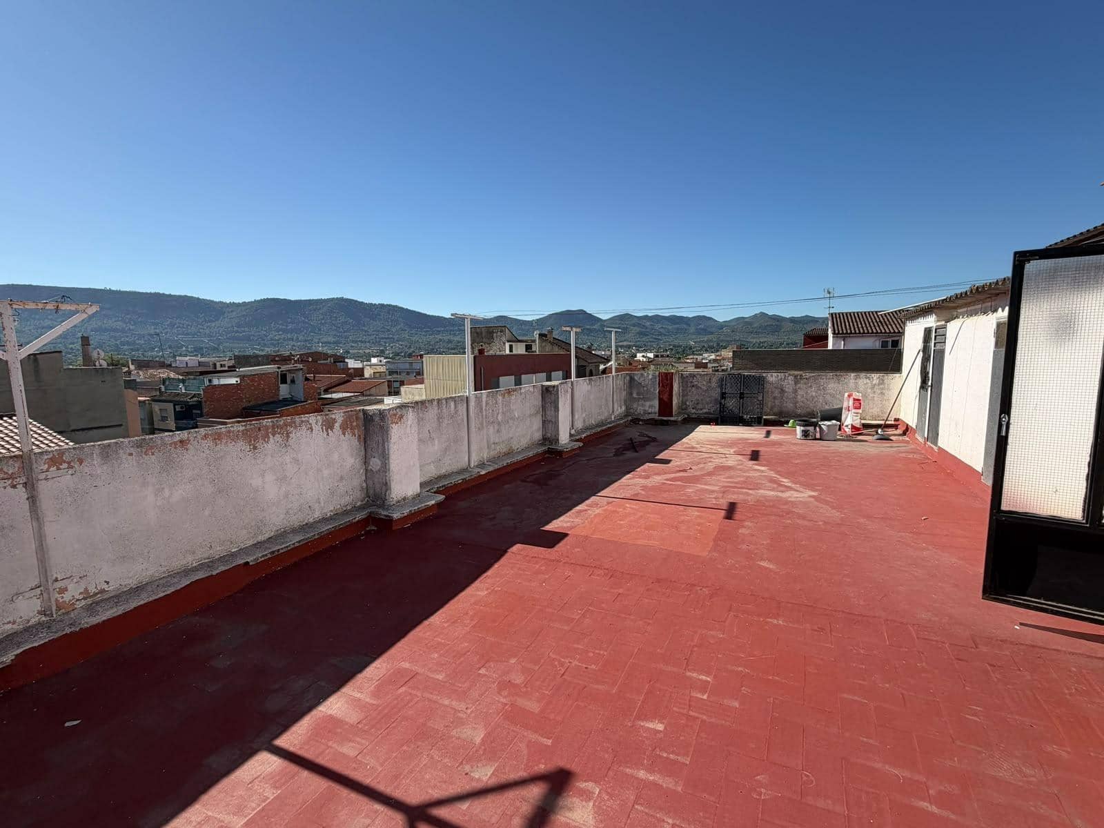 4 bedroom Flat for sale in Canals - € 95,000 (Ref: 10094634)