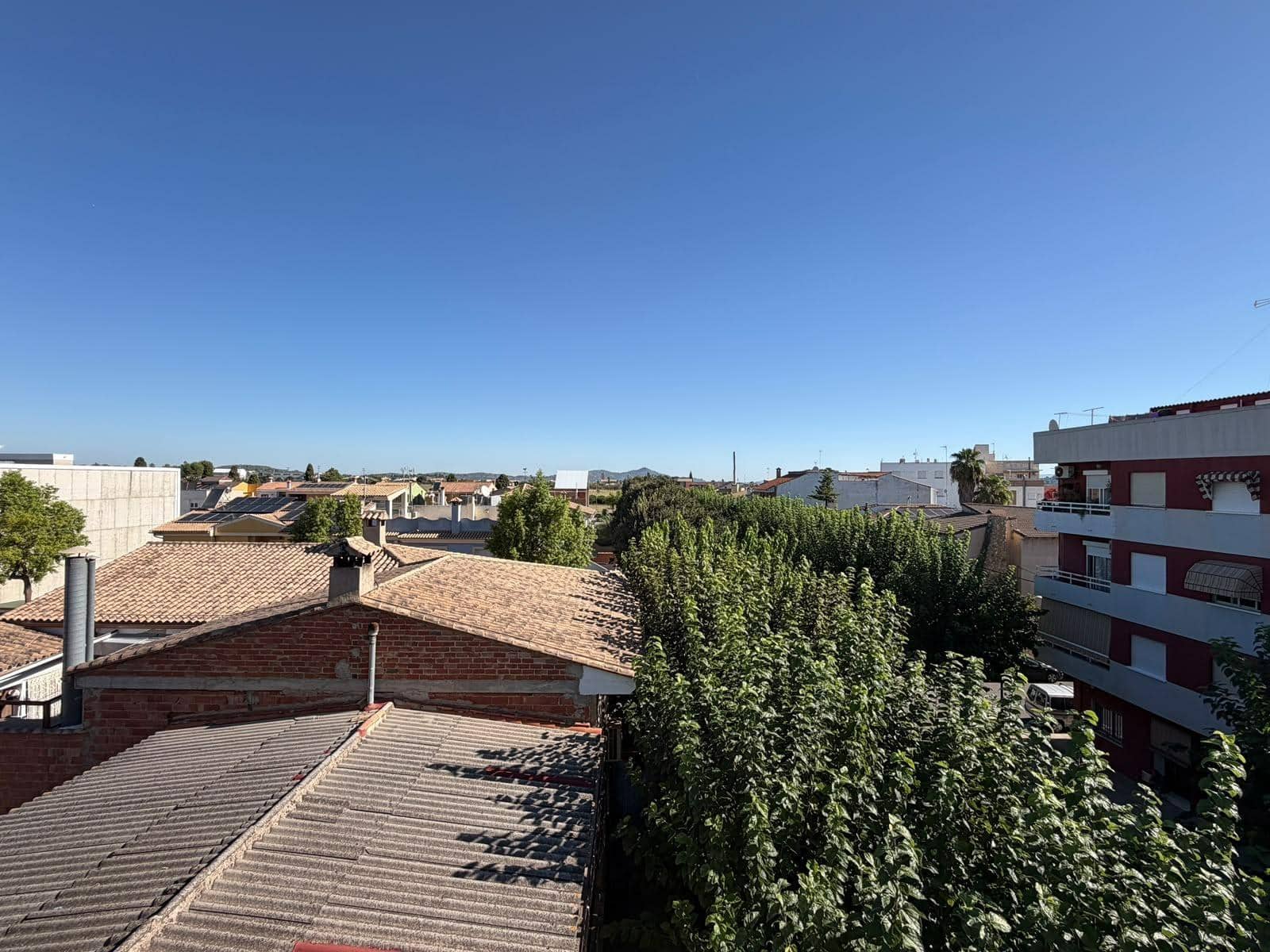 4 bedroom Flat for sale in Canals - € 95,000 (Ref: 10094634)
