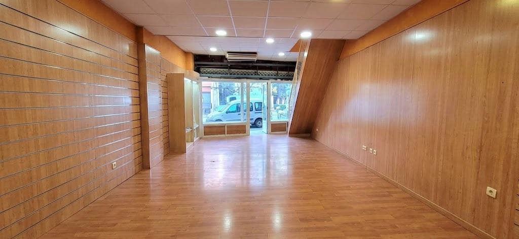 Local Commercial à louer à Alicante ville - 900 € (Ref: 10098411)