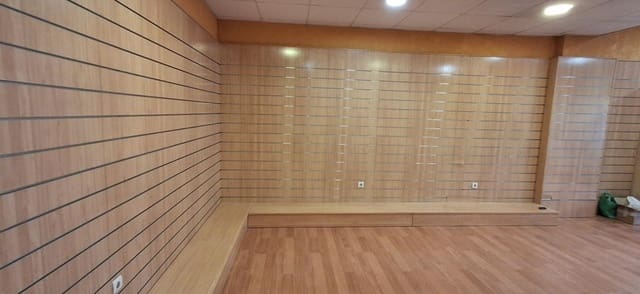 Local Commercial à louer à Alicante ville - 900 € (Ref: 10098411)