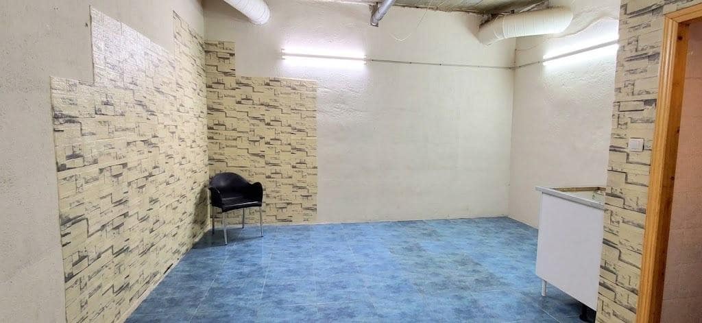 Commercial for rent in Alicante / Alacant city - € 900 (Ref: 10098411)