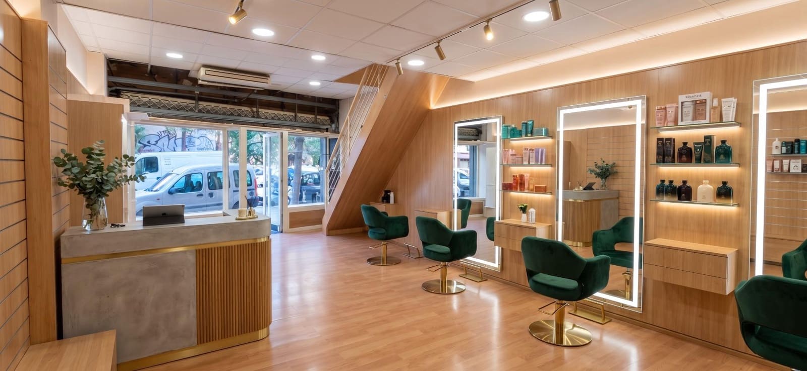 Commercial for rent in Alicante / Alacant city - € 900 (Ref: 10098411)