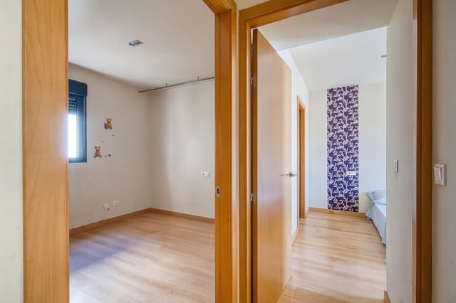 3 sypialnia Mieszkanie na sprzedaż w Elche / Elx z garażem - 230 000 € (Ref: 10100443)