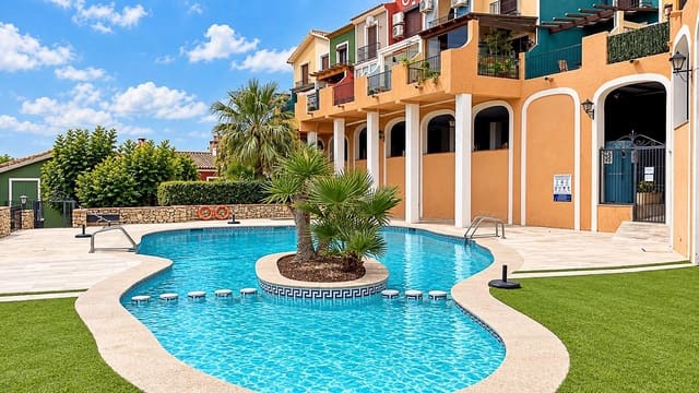 3 Zimmer Bungalow zu verkaufen in El Campello mit Pool Garage - 650.000 € (Ref: 10100444)