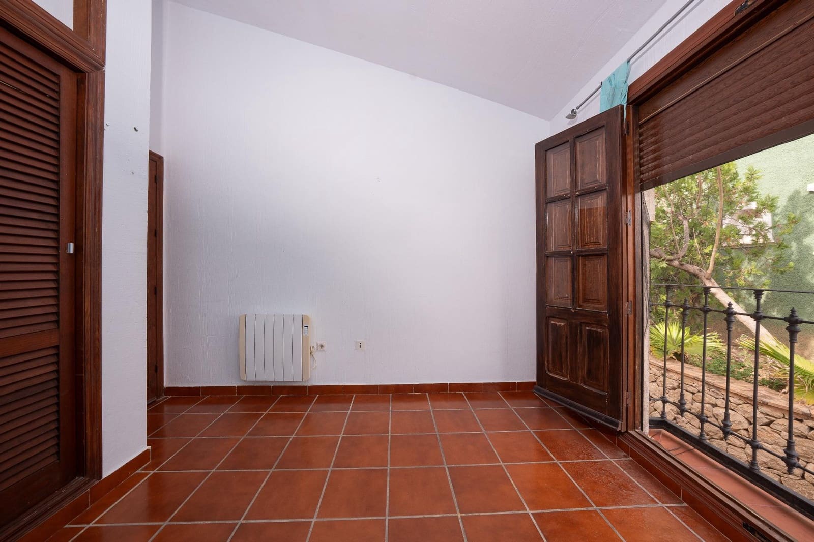 3 bedroom Bungalow for sale in El Campello with pool garage - € 650,000 (Ref: 10100444)