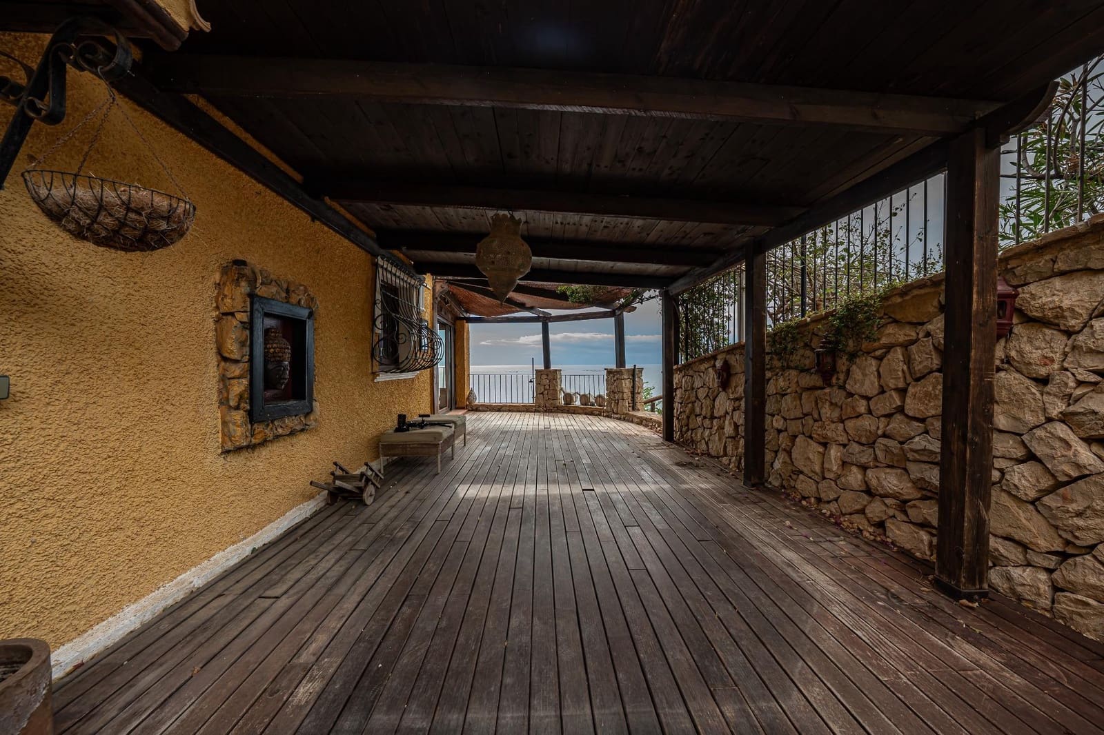 3 bedroom Bungalow for sale in El Campello with pool garage - € 650,000 (Ref: 10100444)