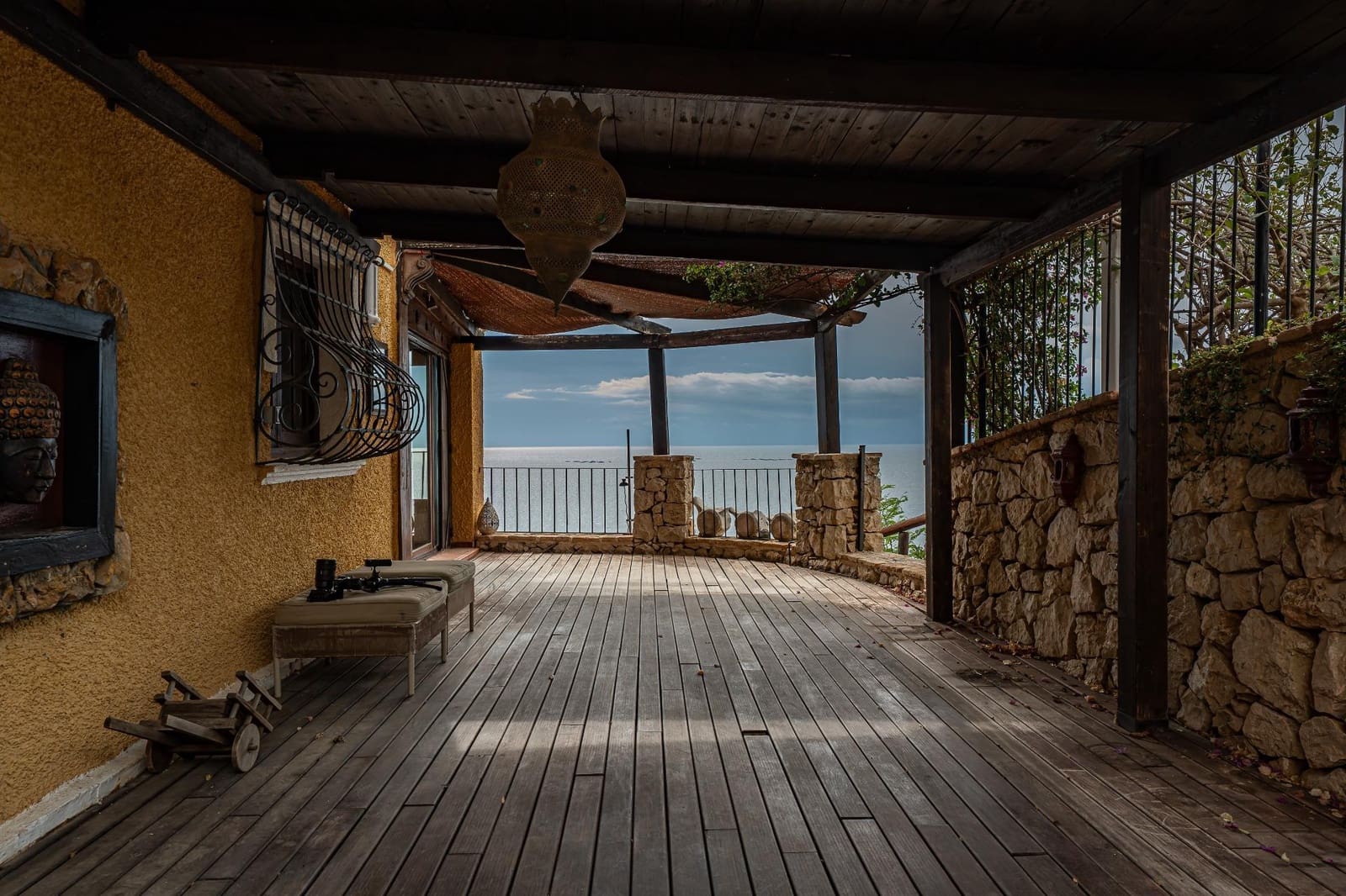 3 bedroom Bungalow for sale in El Campello with pool garage - € 650,000 (Ref: 10100444)
