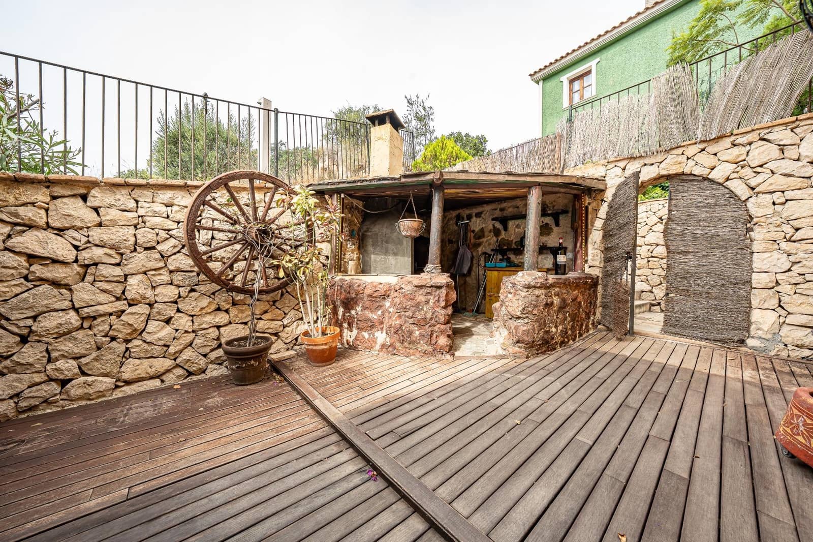 3 bedroom Bungalow for sale in El Campello with pool garage - € 650,000 (Ref: 10100444)