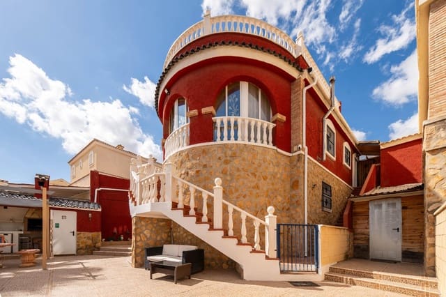 7 quarto Moradia para venda em Monforte del Cid com piscina - 800 000 € (Ref: 10115877)