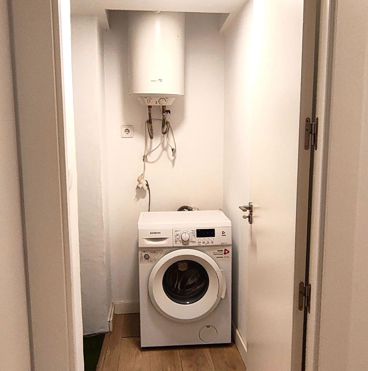 Comercial para venda em Elche / Elx - 60 000 € (Ref: 10129492)