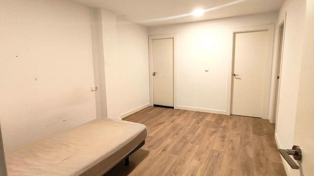 Comercial para venda em Elche / Elx - 60 000 € (Ref: 10129492)