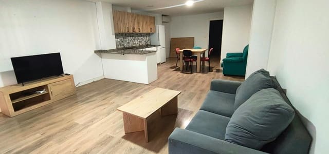 Comercial para venda em Elche / Elx - 60 000 € (Ref: 10129492)