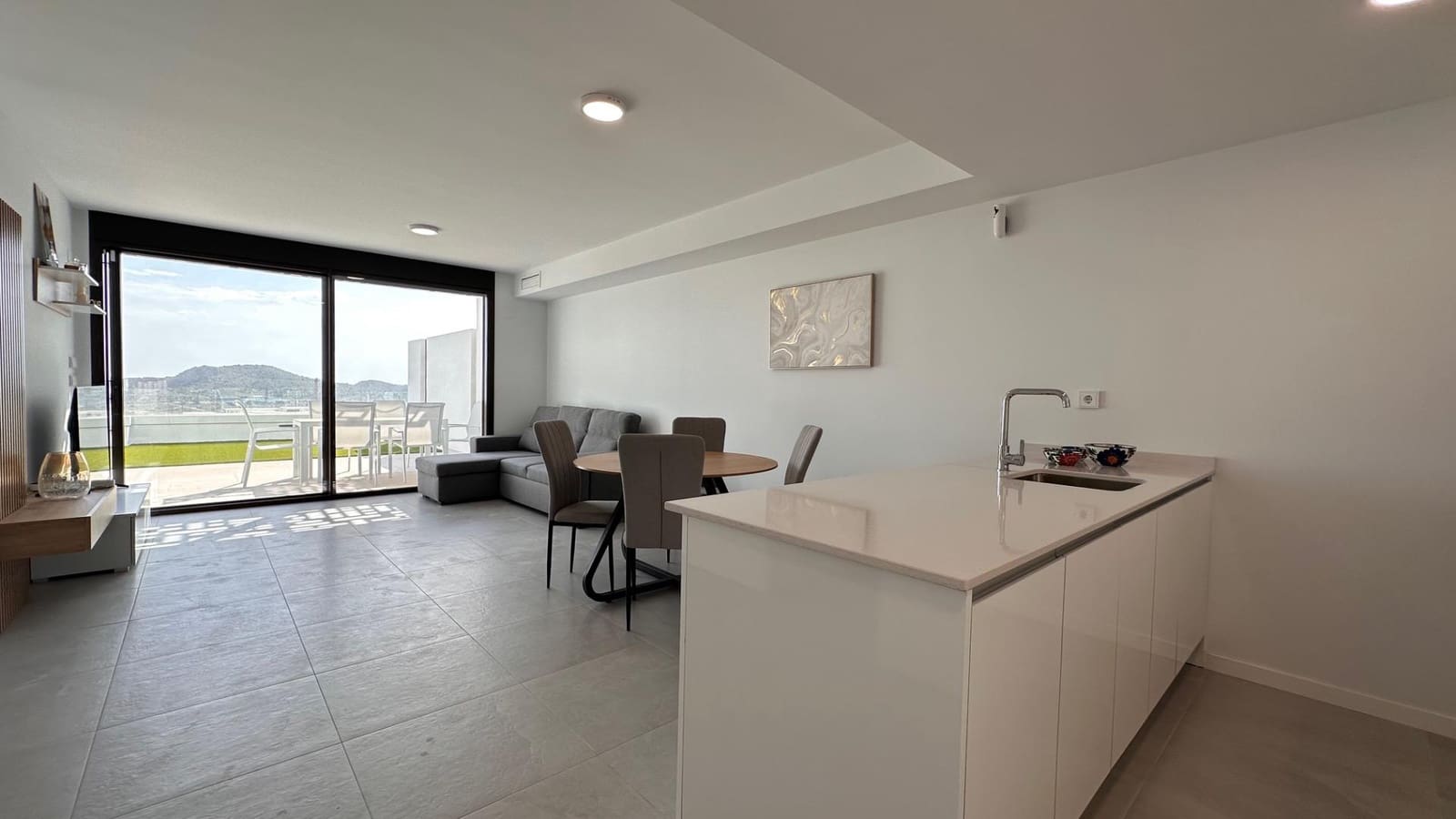 2 bedroom Apartment for rent in Finestrat with pool garage - € 1,850 (Ref: 10131996)