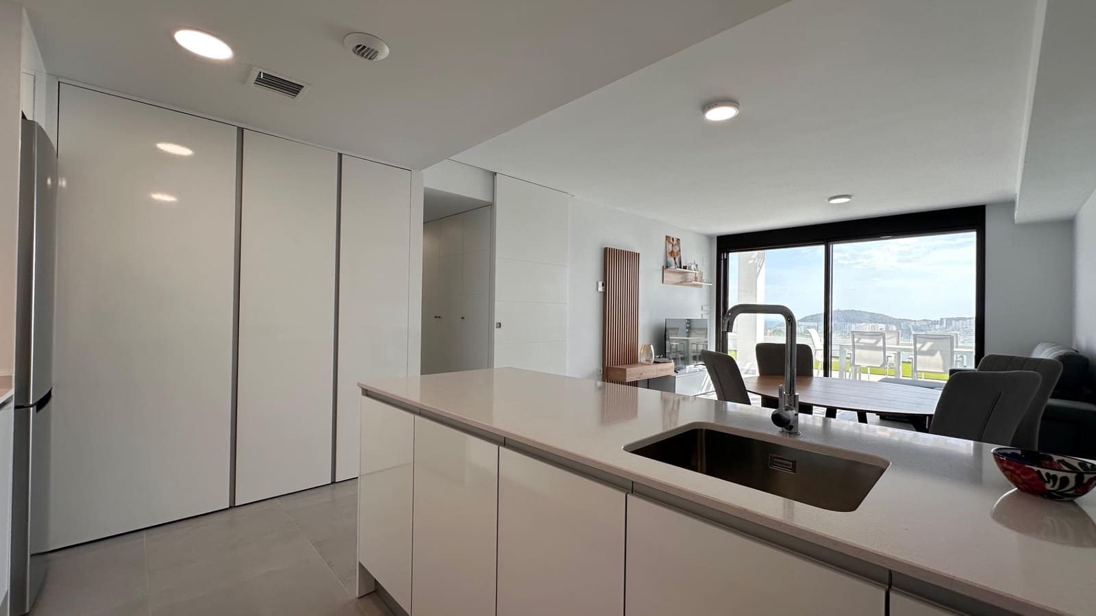 2 bedroom Apartment for rent in Finestrat with pool garage - € 1,850 (Ref: 10131996)