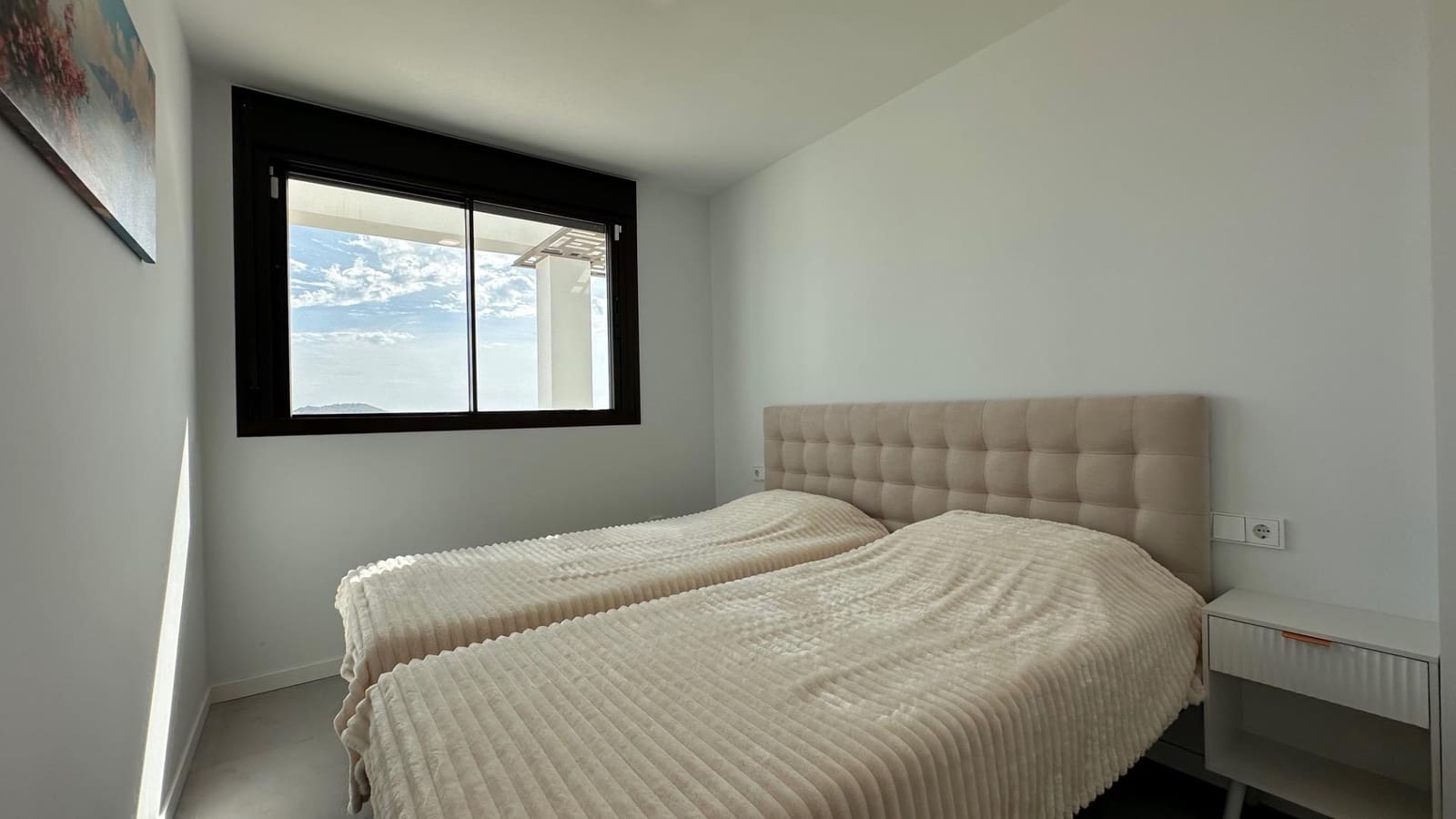 2 bedroom Apartment for rent in Finestrat with pool garage - € 1,850 (Ref: 10131996)
